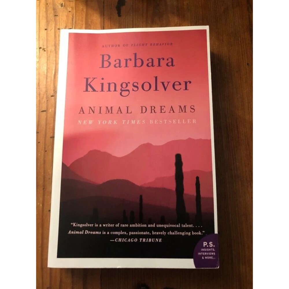 Paperback Barbara Kingsolver Animal Dreams